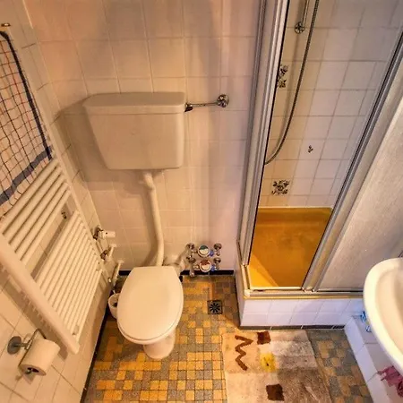 - Haus B, App 0b0308 Lägenhet